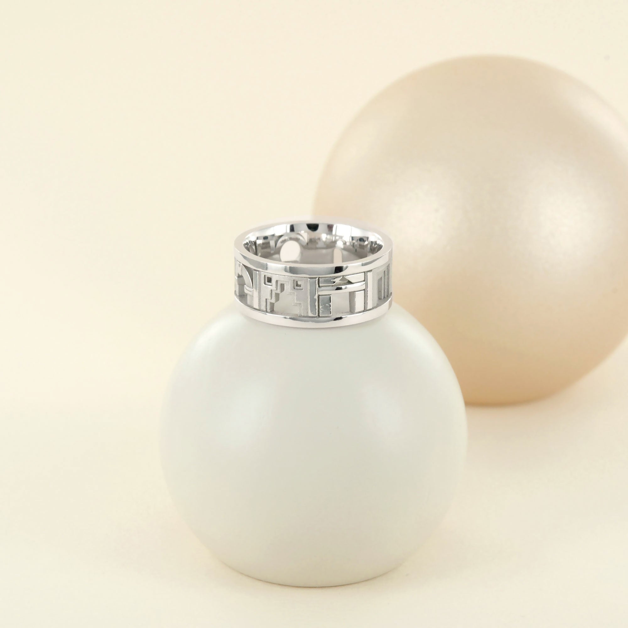 Anneau Porte du Temps en or blanc