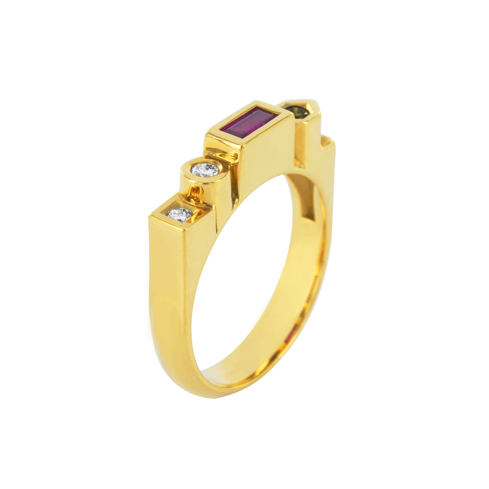 Pièce unique bague en or jaune rubis et diamants