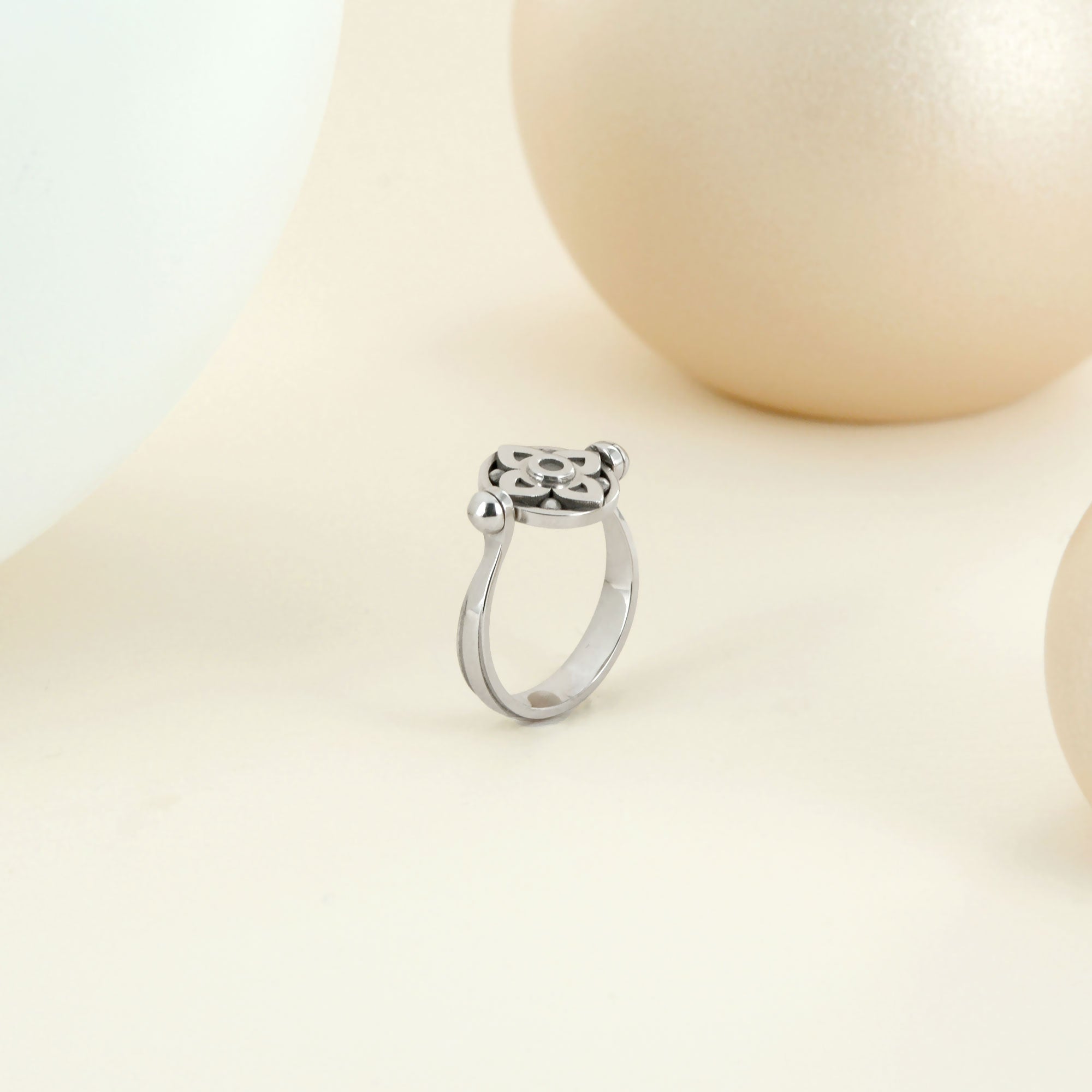 Bague vice versa en or blanc