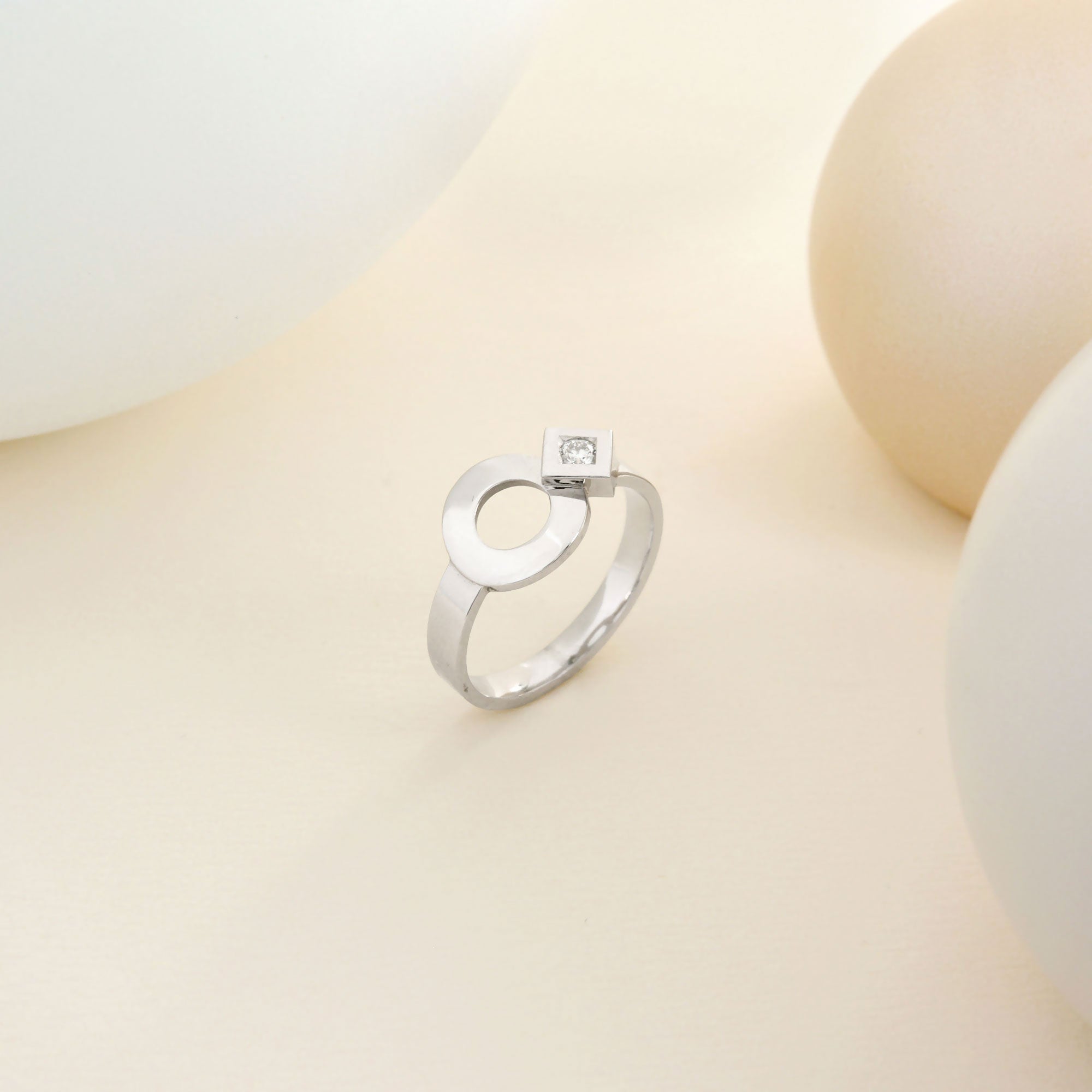 Bague Signes Eclipse or blanc et diamant
