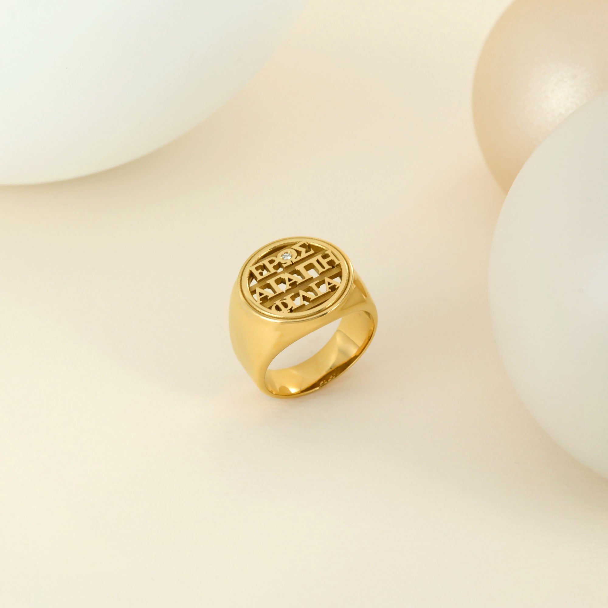 Chevalière 3 amours en or jaune et diamant