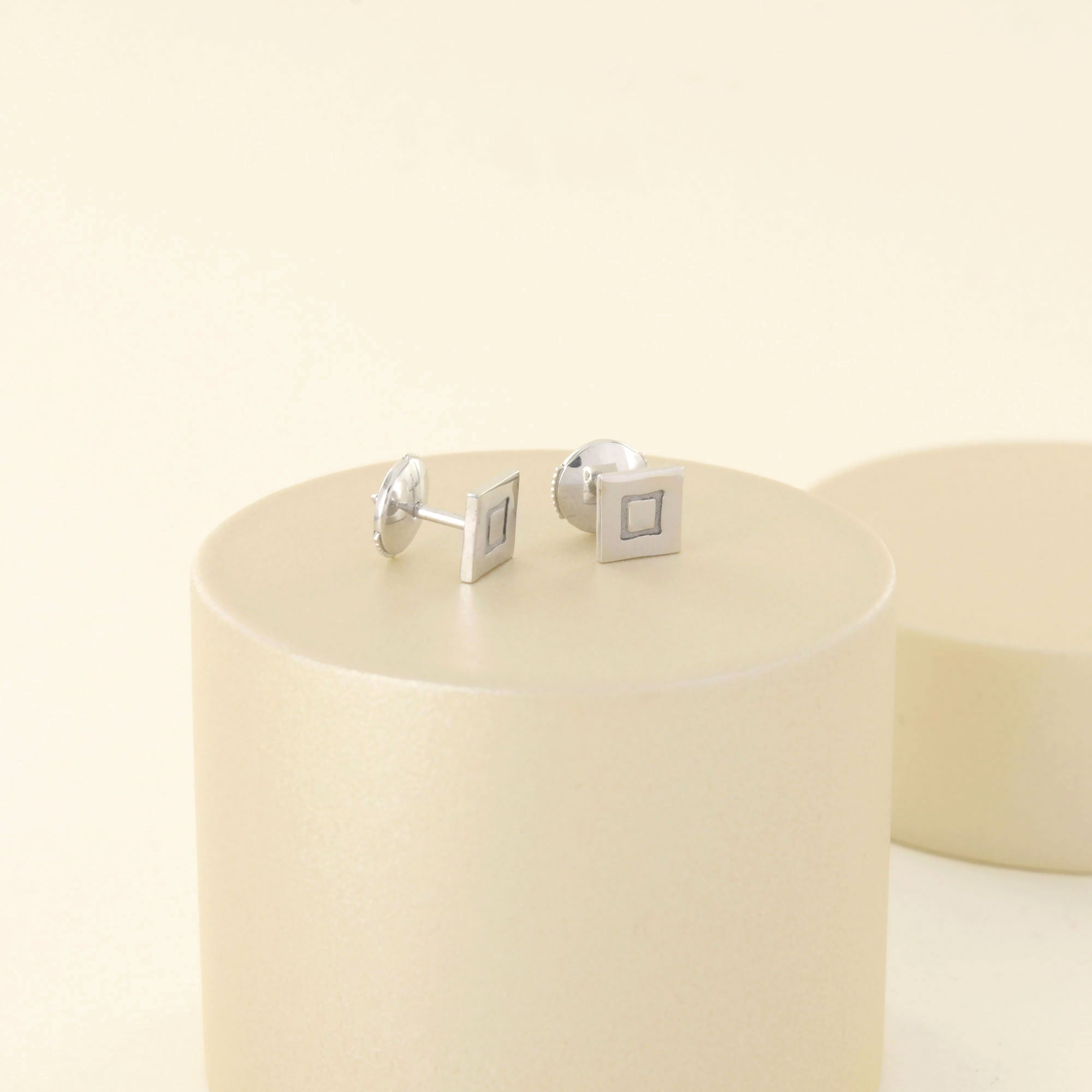 Boucles d'oreilles Astrée en or blanc