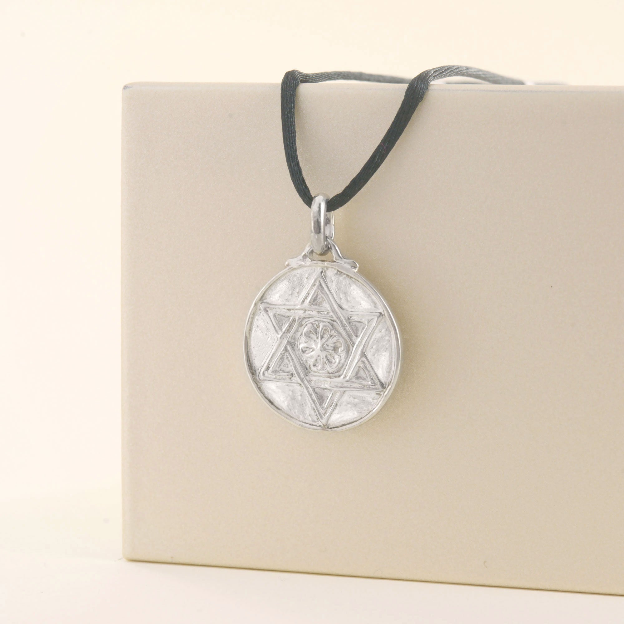 Médaille étoile de david en argent