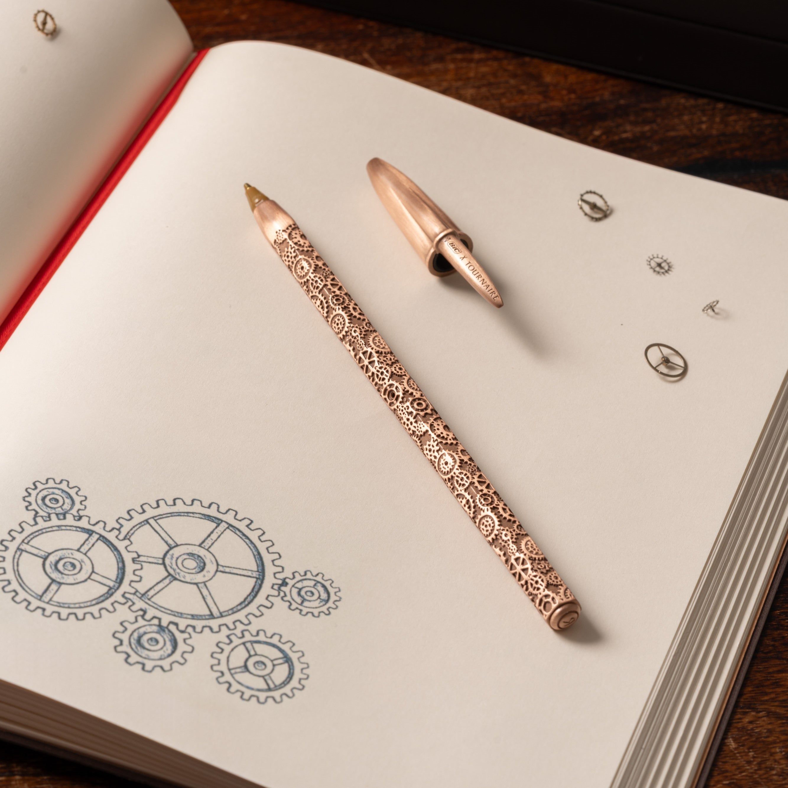 Bic cristal engrenages rose