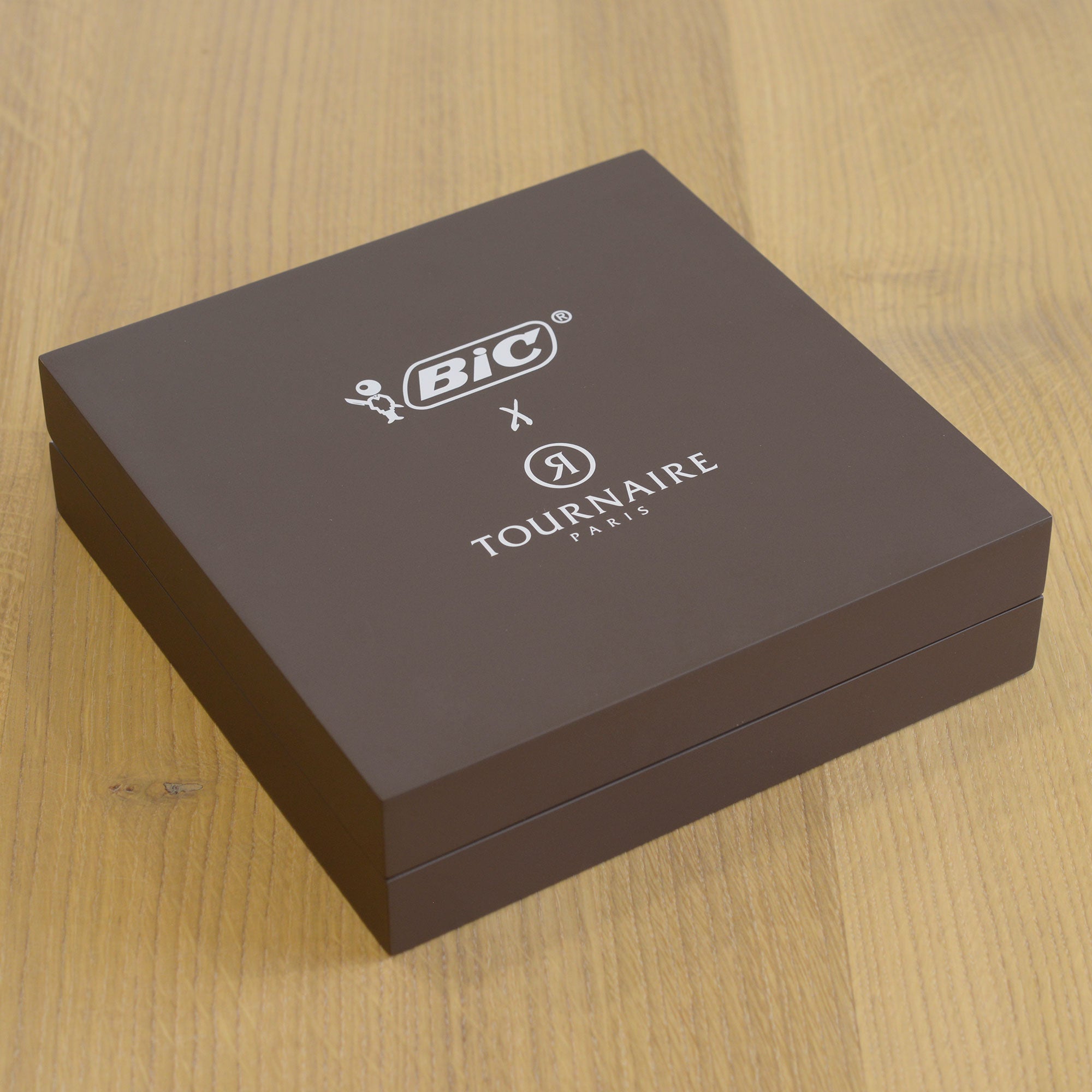 COFFRET DE COLLECTION EXCLUSIF BIC CRISTAL ENGRENAGES