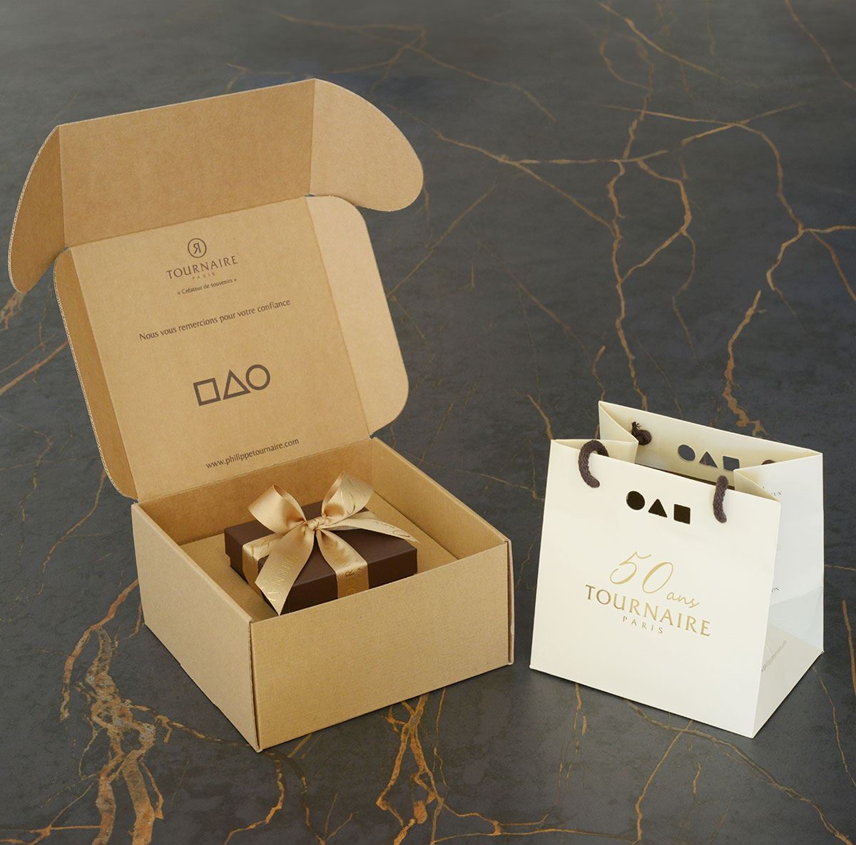 Bague Architecture Cite Carrée Small en or