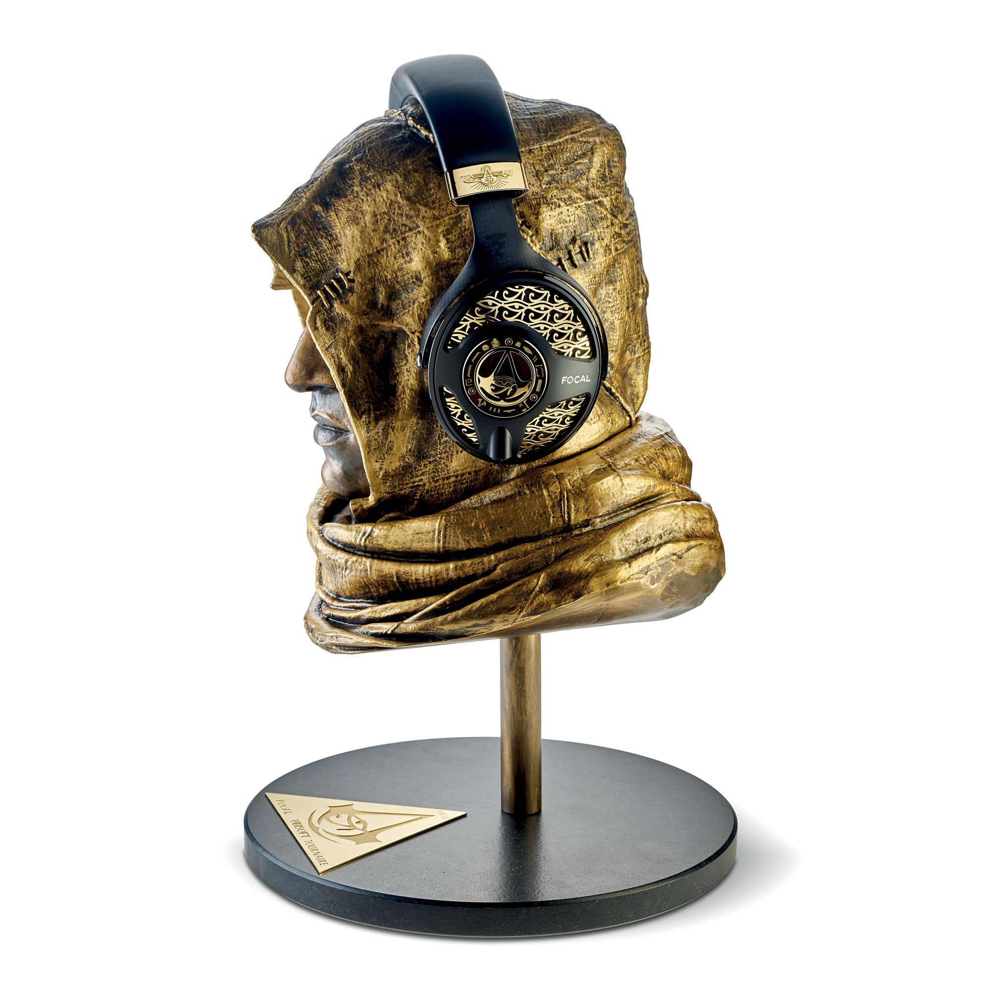Assassin's Creed Origins bust of Bayek by Tournaire in yellow bronze