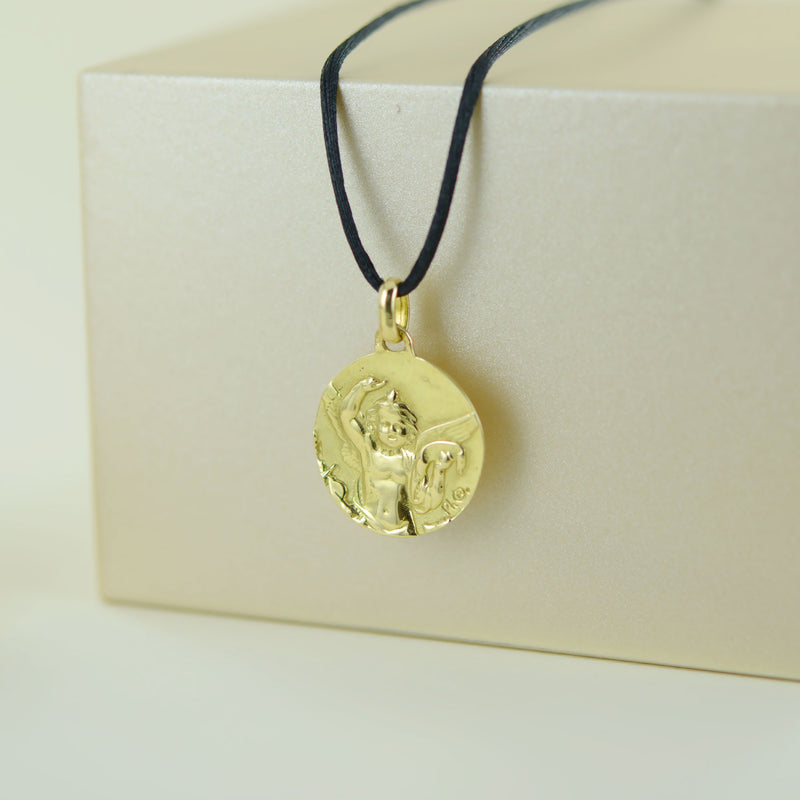 Médaille ange en or jaune