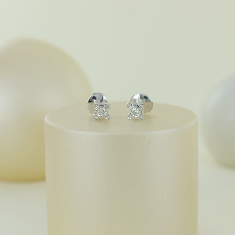 Boucles d'oreilles My Little White Stone en or blanc et diamants