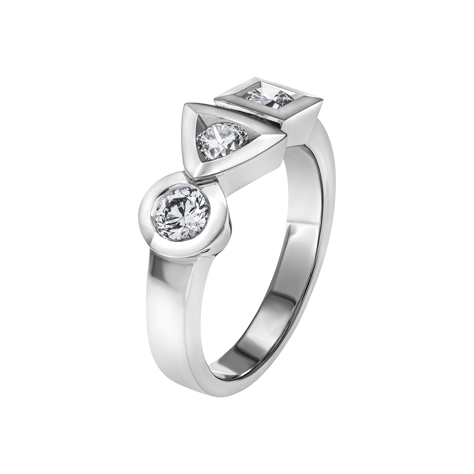 Trilogy Sens ring 0.65 carat Tournaire gold and diamonds