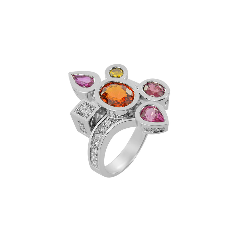 Création unique Daisy en or blanc saphirs, grenat et diamants