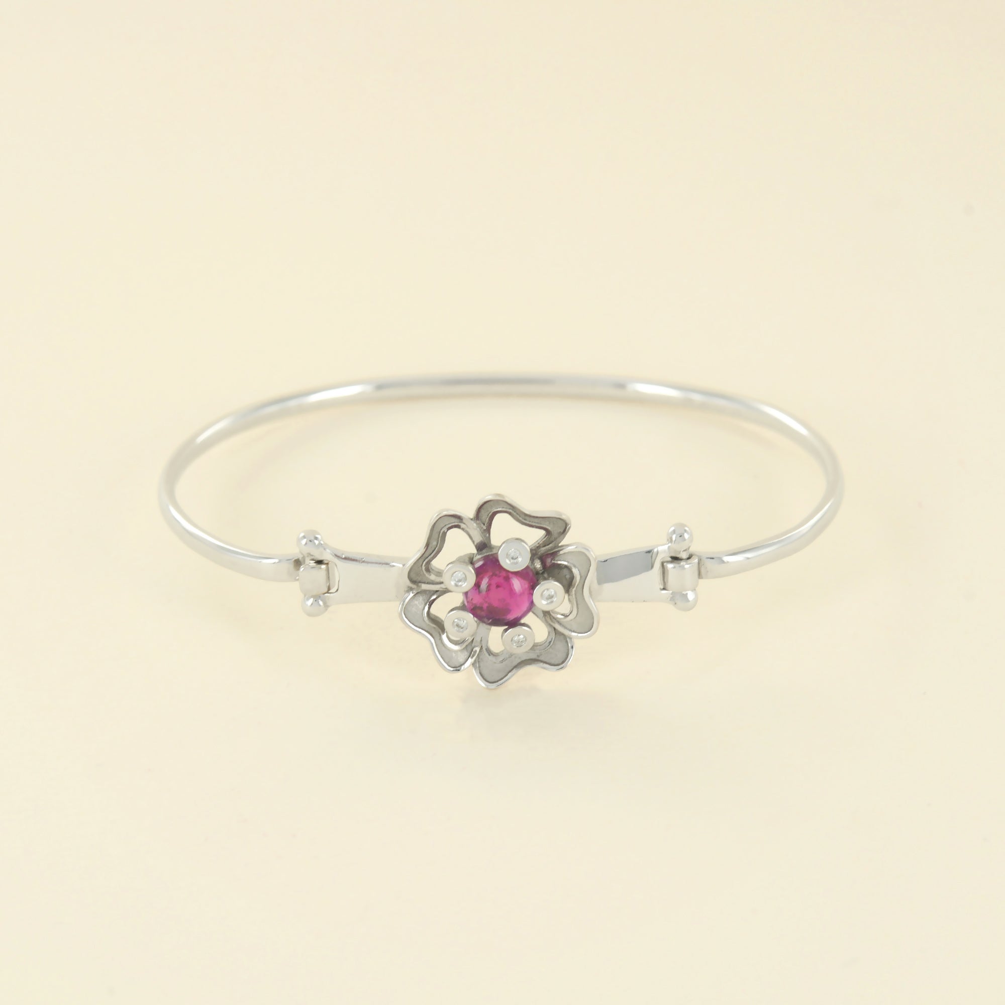 Bracelet Pensée Sauvage en or blanc et tourmaline