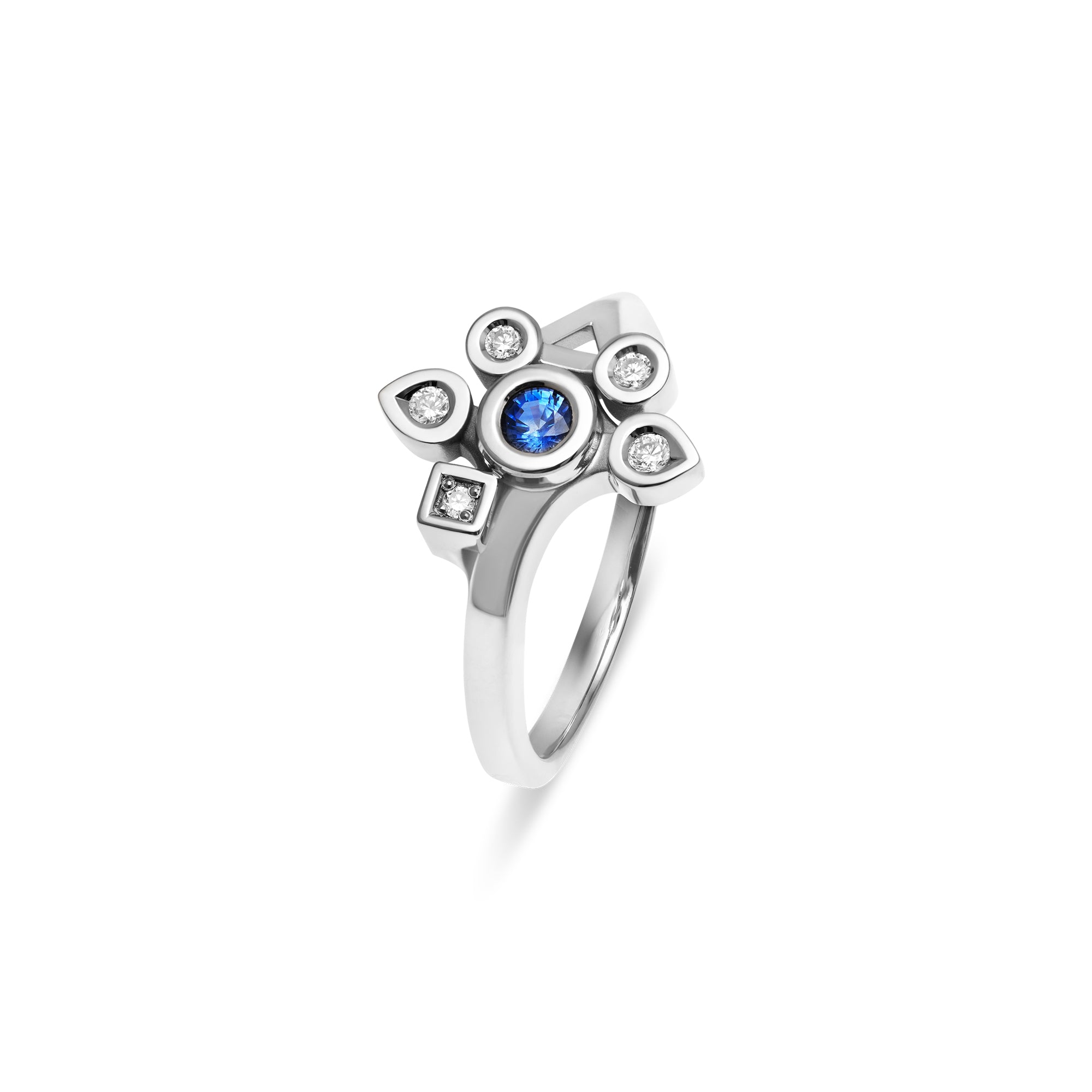 Daisy small sapphire and diamonds ring