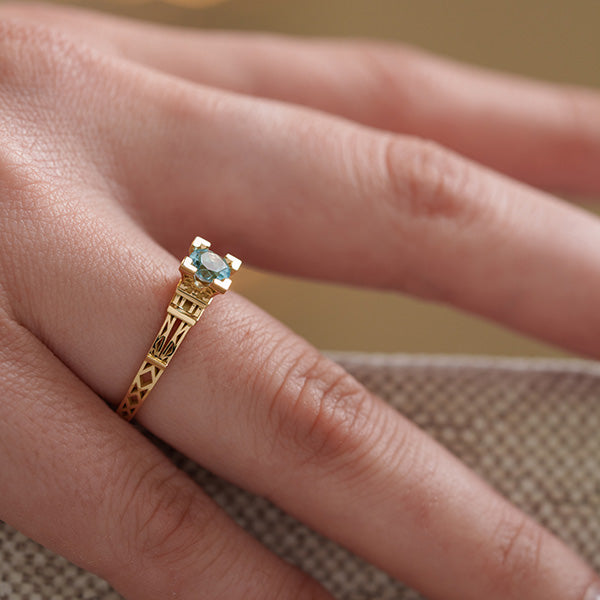 Bague French Kiss en or et Topaze Bleue 5 mm