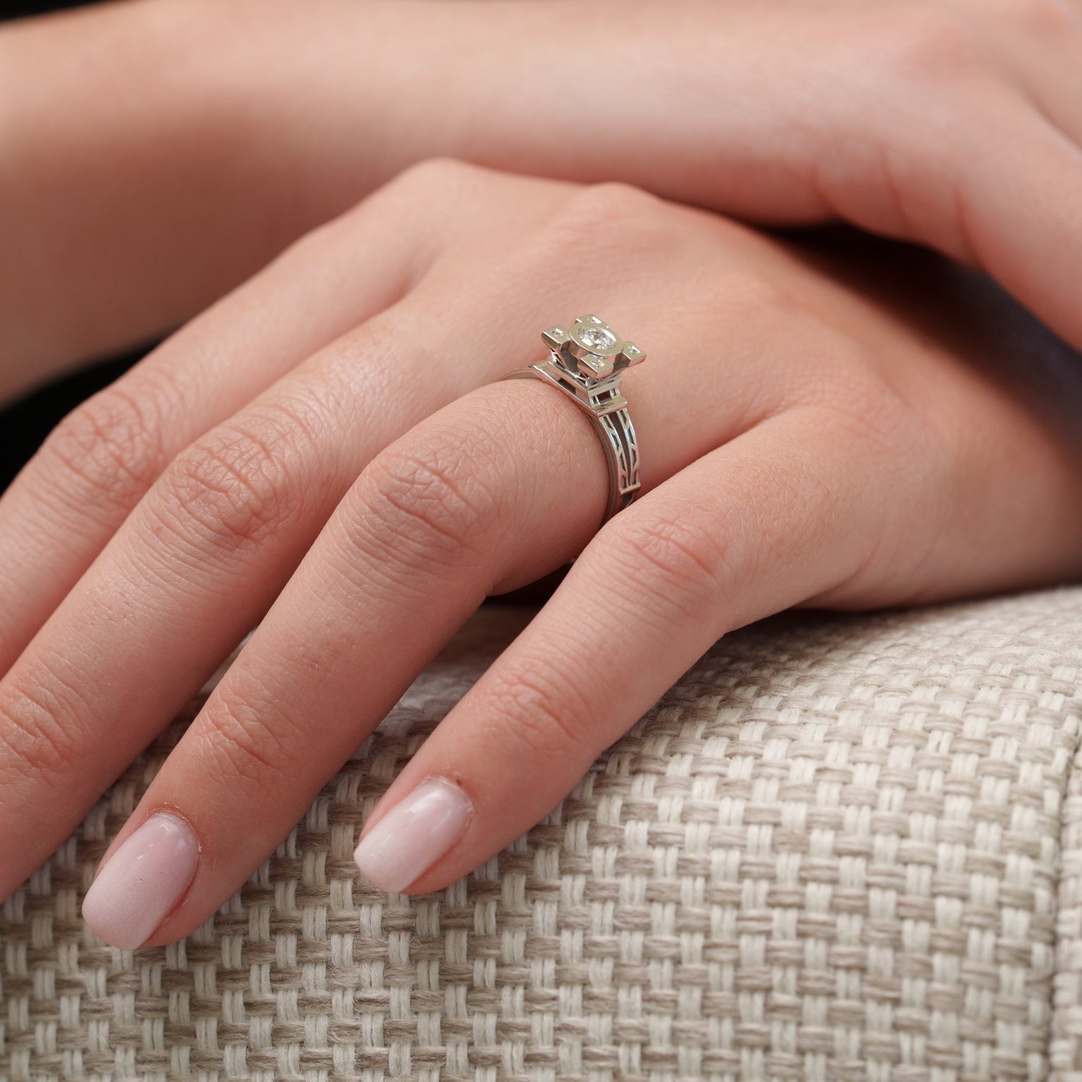 Bague French Kiss tour Eiffel diamants en or