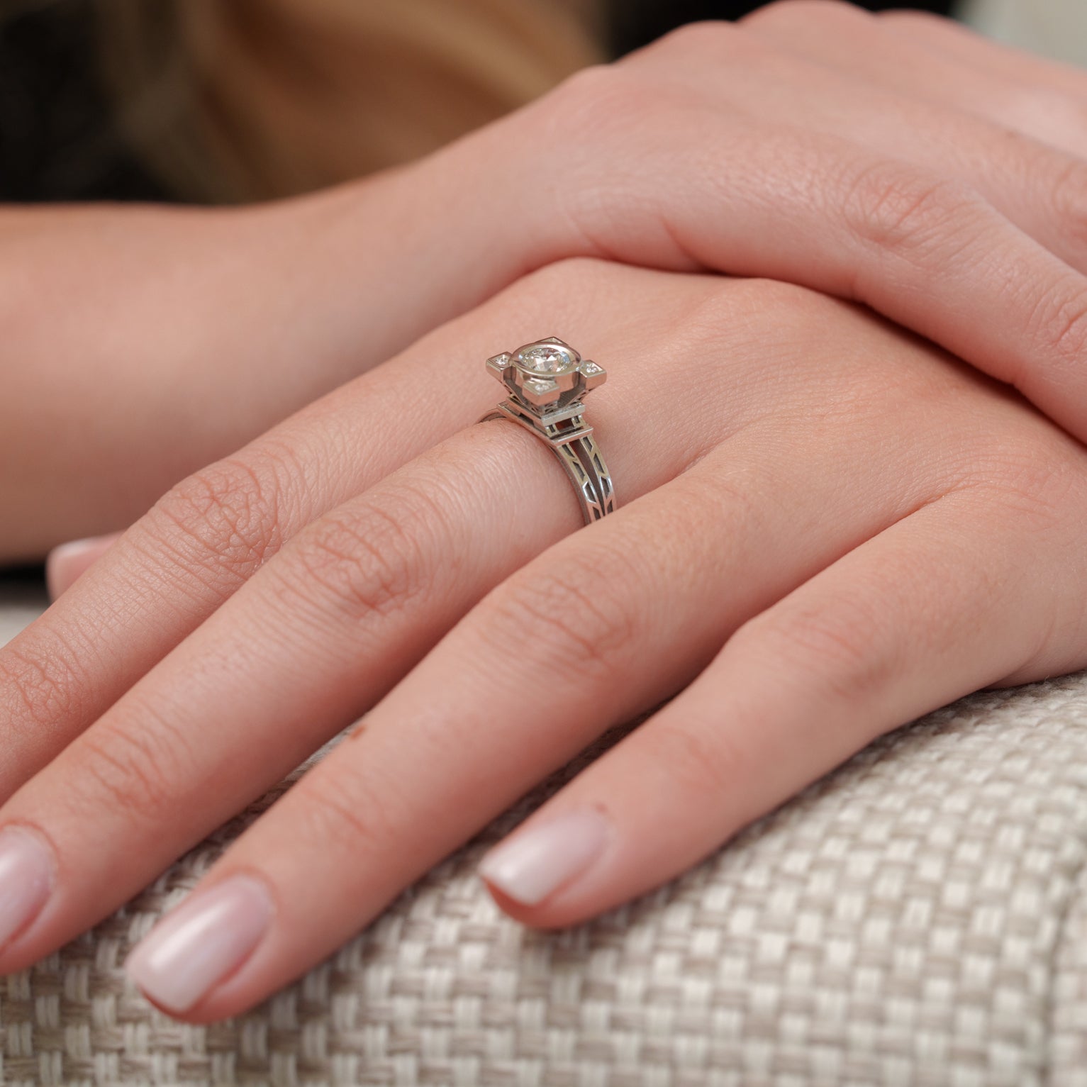 Bague French Kiss tour Eiffel diamants en or