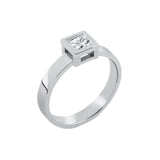 Solitaire Cube diamond ring in gold