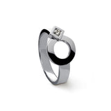 Signe Eclipse round small gold diamond ring