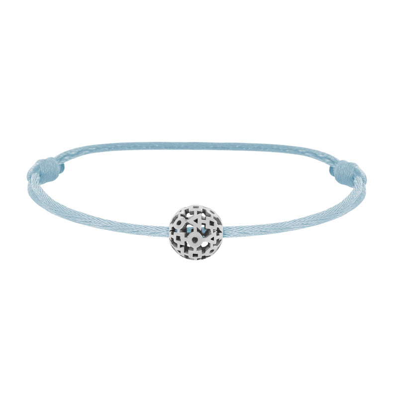 trilogy pearl bracelet in gold