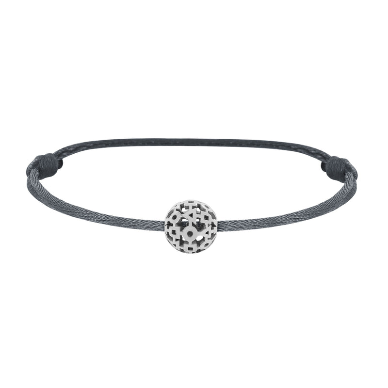 trilogy pearl bracelet in gold
