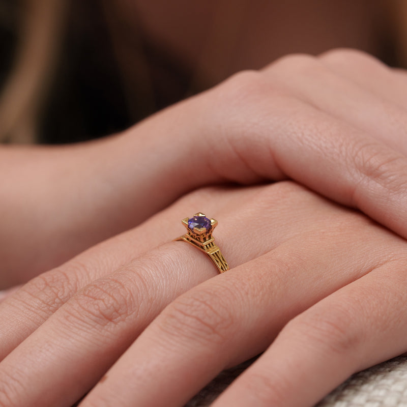 Ring French Kiss in gold and purple amethyst 5 mm