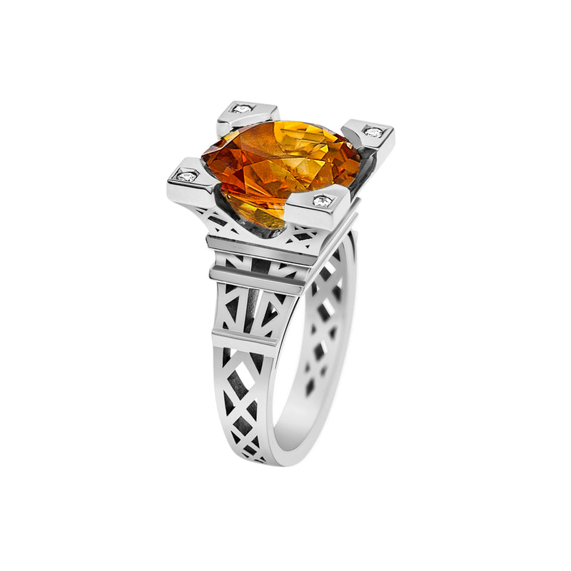 Solitaire French Kiss XL ring in gold with citrine