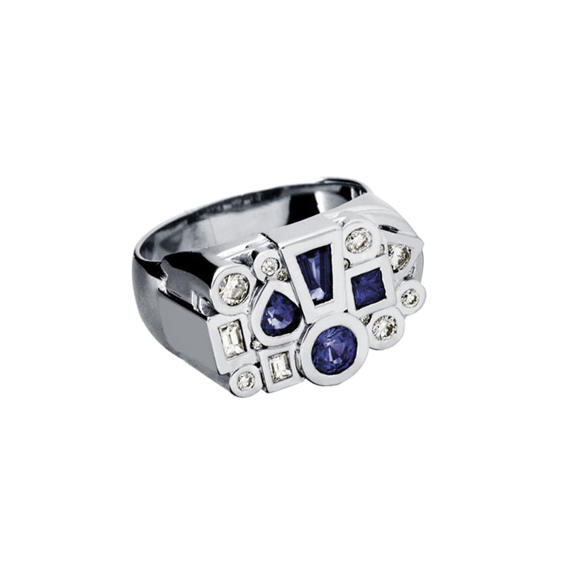 Tanaüs ring with white diamonds and blue sapphires
